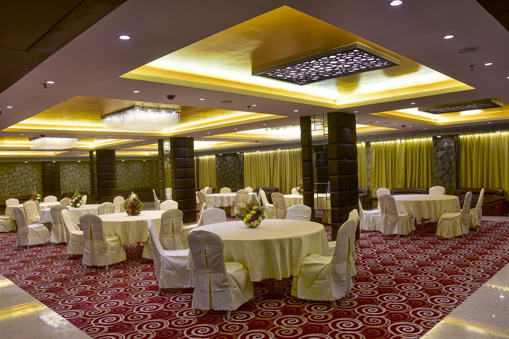 เดอะ เฟิร์น เรสซิเดนซี กลกาตา Hotel โกลกาตา ภายนอก รูปภาพ